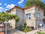 Реновирана тухлена къща в с. Ведрина – 60 000 евро!