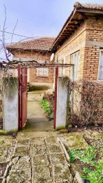 ТУХЛЕНА КЪЩА В С. СПАСОВО – САМО НА 19 КМ ОТ ДИВИТЕ ПЛАЖОВЕ НА СЕВЕРНОТО ЧЕРНОМОРИЕ!