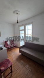 Продава 1-СТАЕН град Добрич, Строител