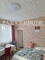Продава къща в широк център Добрич!
