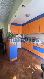 Продава 4-СТАЕН с гараж град Добрич, Център